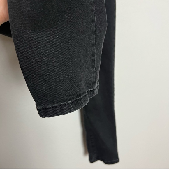 Urban Outfitters BDG Girlfriend High Rise Cropped Skinny Jeans Washed Black 26 - Picture 4 of 8